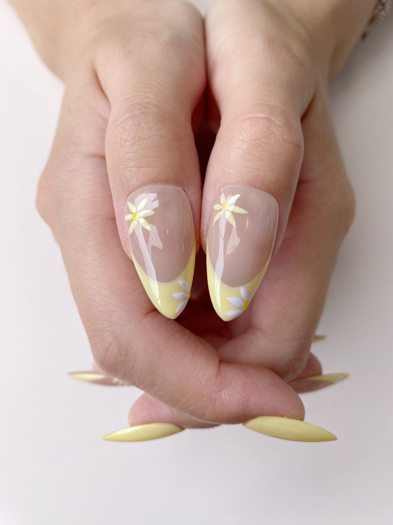 Hand-Painted Candy Hearts Almond Shaped Nails with Sticky Tabs & Kit A098