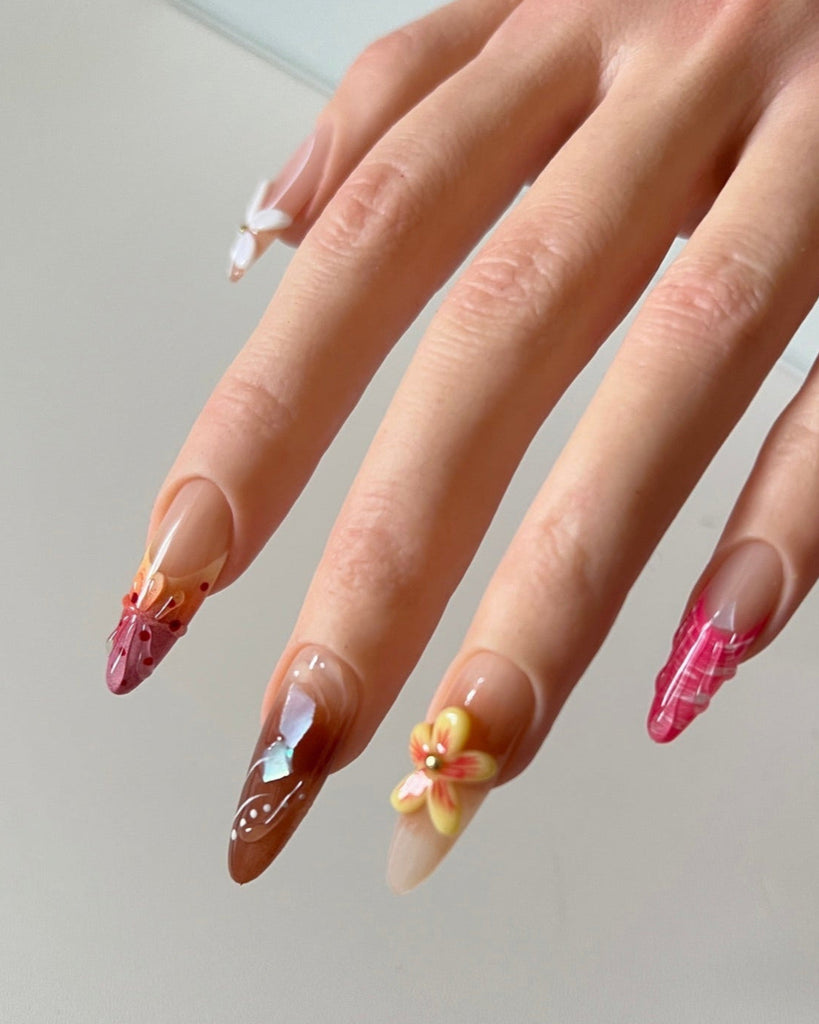 Hand-Painted Autumn-Themed 3D Carved Stiletto Nails with Sticky Tabs & Kit E053