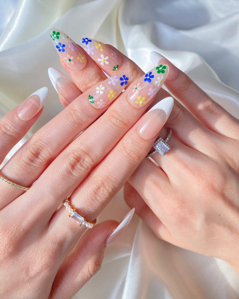 Hand-Painted Crystal Florist Almond Shaped Nails with Sticky Tabs & Kit A028