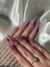 Load image into Gallery viewer, Hand-Painted Twilight Candy Almond Shaped Nails with Sticky Tabs &amp; Kit Y009