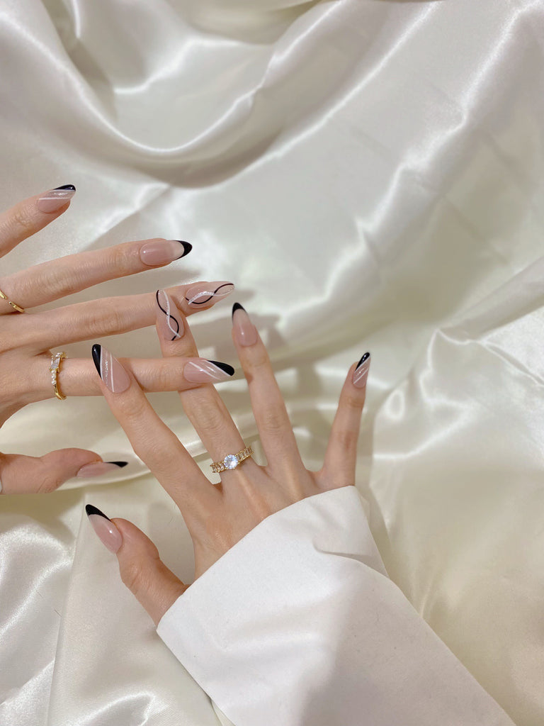 Hand-Painted Micro Hearts Almond Shaped Nails with Sticky Tabs & Kit A039