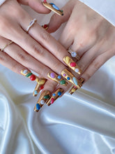 Load image into Gallery viewer, Hand-Painted Sunny Drops Coffin Press-On Nails with Sticky Tabs &amp; Kit Y008