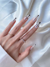 Load image into Gallery viewer, Hand-Painted Royal Glint Almond Shaped Nails with Sticky Tabs &amp; Kit A040
