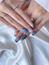 Load image into Gallery viewer, Hand-Painted Winter Snow Coffin Press-On Nails with Sticky Tabs &amp; Kit Y049
