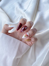 Load image into Gallery viewer, Hand-Painted Christmas Gift Almond Shaped Nails with Sticky Tabs &amp; Kit Y070