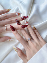 Load image into Gallery viewer, Hand-Painted Christmas Gift Almond Shaped Nails with Sticky Tabs &amp; Kit Y070
