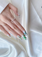 Load image into Gallery viewer, Hand-Painted Jungle Phantom Almond Shaped Nails with Sticky Tabs &amp; Kit Y057