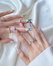Load image into Gallery viewer, Hand-Painted Jungle Phantom Almond Shaped Nails with Sticky Tabs &amp; Kit Y057
