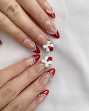 Load image into Gallery viewer, Hand-Painted Pearl Whisper Almond Shaped Nails with Sticky Tabs &amp; Kit A136