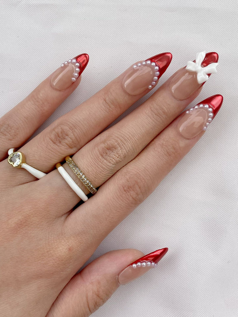 Hand-Painted Pearl Whisper Almond Shaped Nails with Sticky Tabs & Kit A136