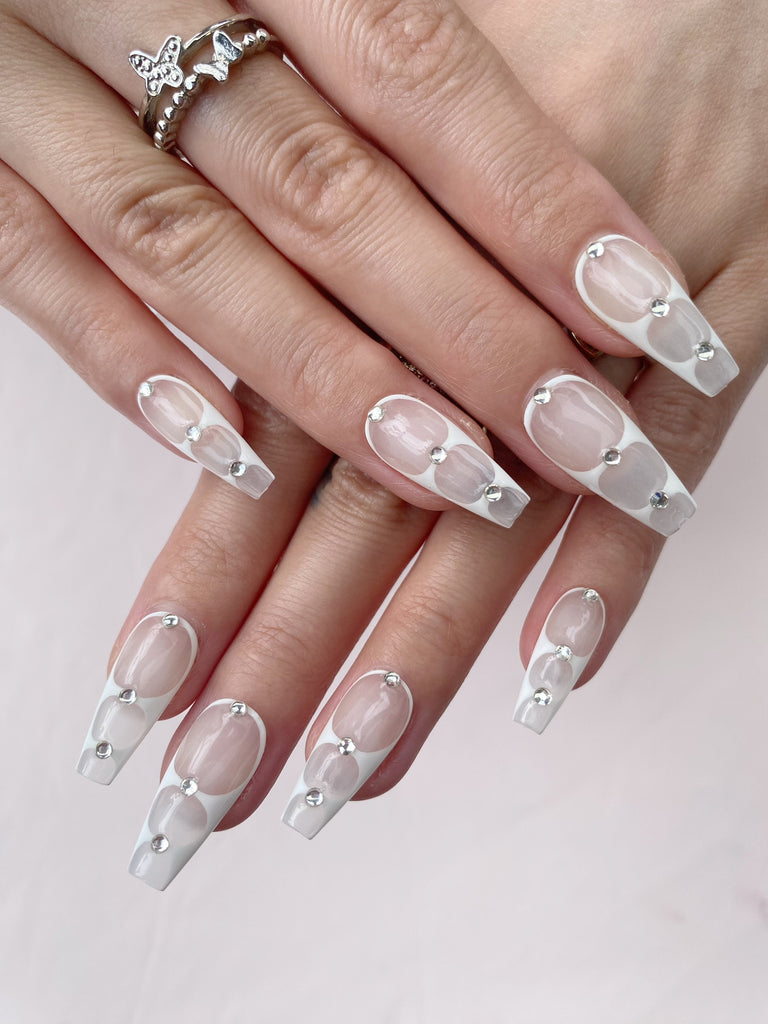 Hand-Painted Arctic Veil Coffin Press-On Nails with Sticky Tabs & Kit A072