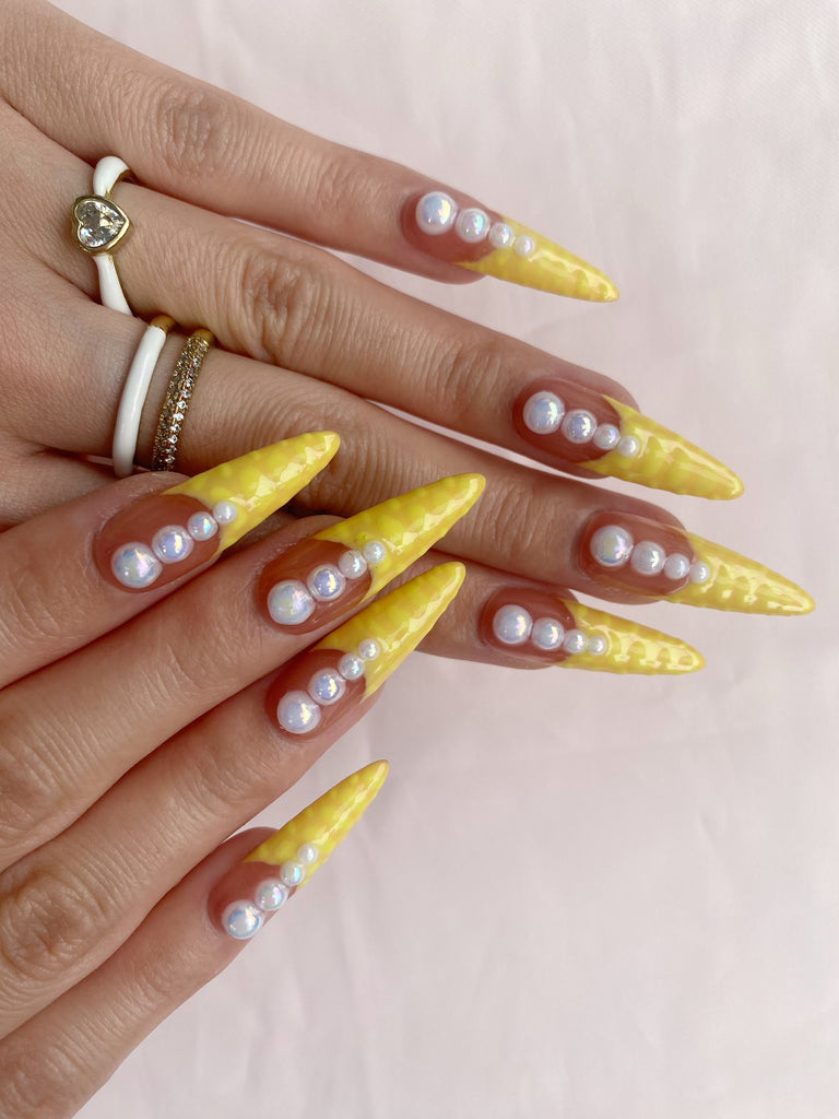 Hand-Painted Sun Salute Stiletto Nails with Sticky Tabs & Kit C023