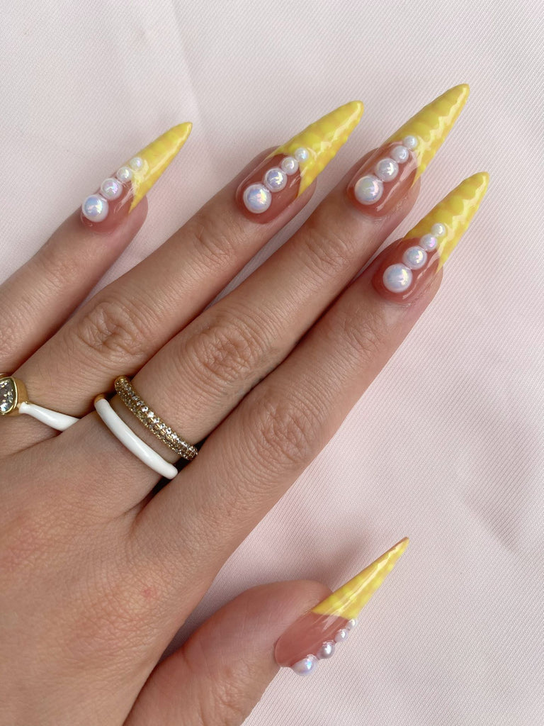 Hand-Painted Sun Salute Stiletto Nails with Sticky Tabs & Kit C023
