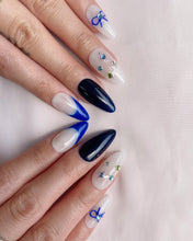 Load image into Gallery viewer, Hand-Painted Moonlit Stars Almond Shaped Nails with Sticky Tabs &amp; Kit A124