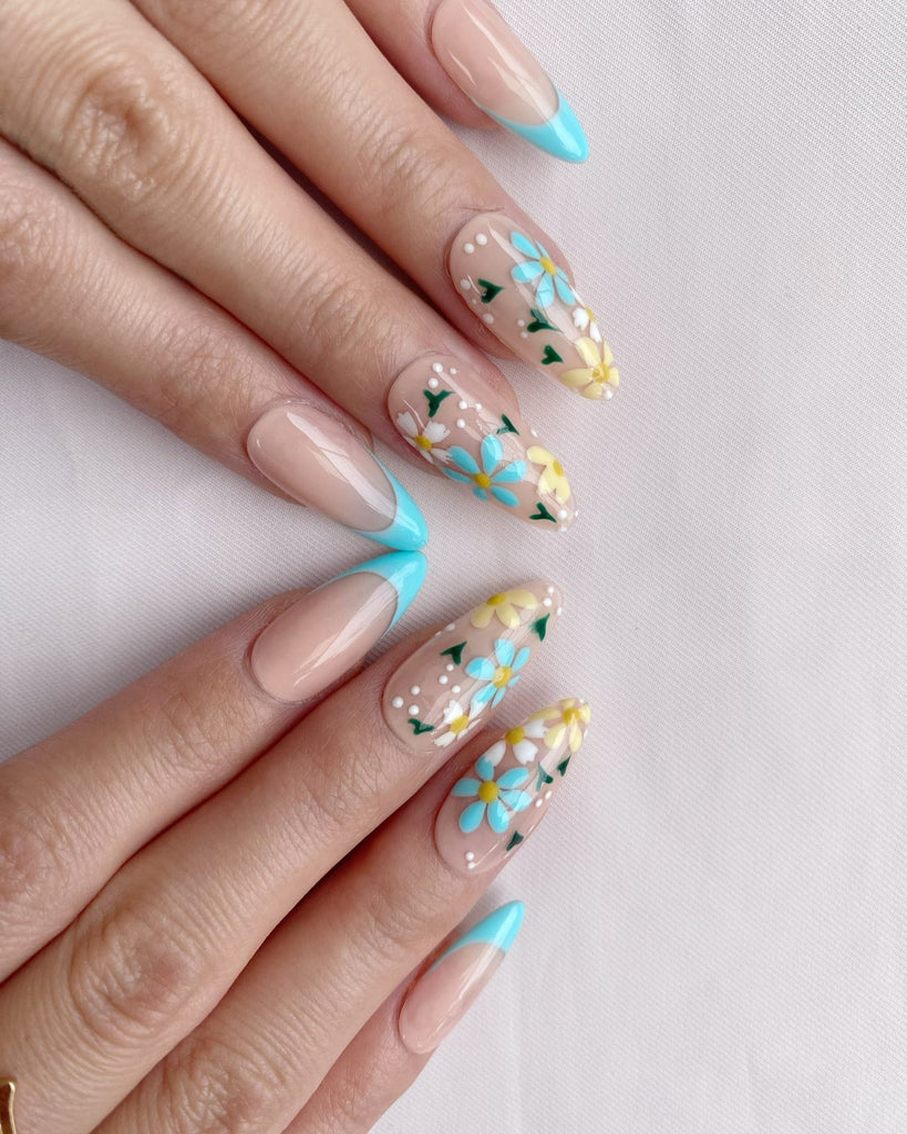 Hand-Painted Frozen Indigo Almond Shaped Nails with Sticky Tabs & Kit A145