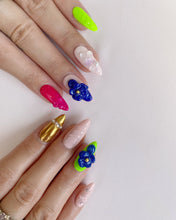Load image into Gallery viewer, Hand-Painted Colorful Pearls 3D Carved Almond Shaped Nails with Sticky Tabs &amp; Kit E008