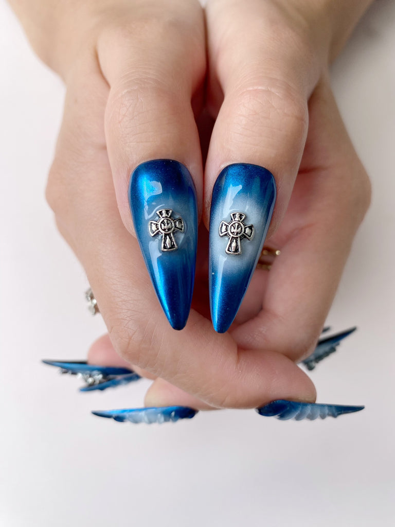 Hand-Painted Glacier Peak Stiletto Nails with Sticky Tabs & Kit C014