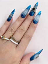 Load image into Gallery viewer, Hand-Painted Glacier Peak Stiletto Nails with Sticky Tabs &amp; Kit C014