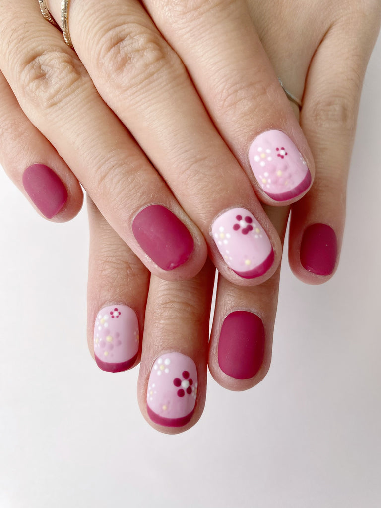 Hand-Painted Blossom Bubbles Short Square Nails with Sticky Tabs & Kit F046