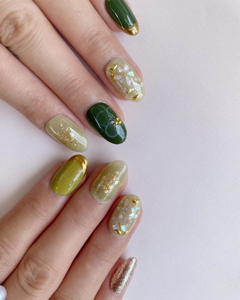 Hand-Painted Fairy Canopy Short Oval Nails with Sticky Tabs & Kit F045