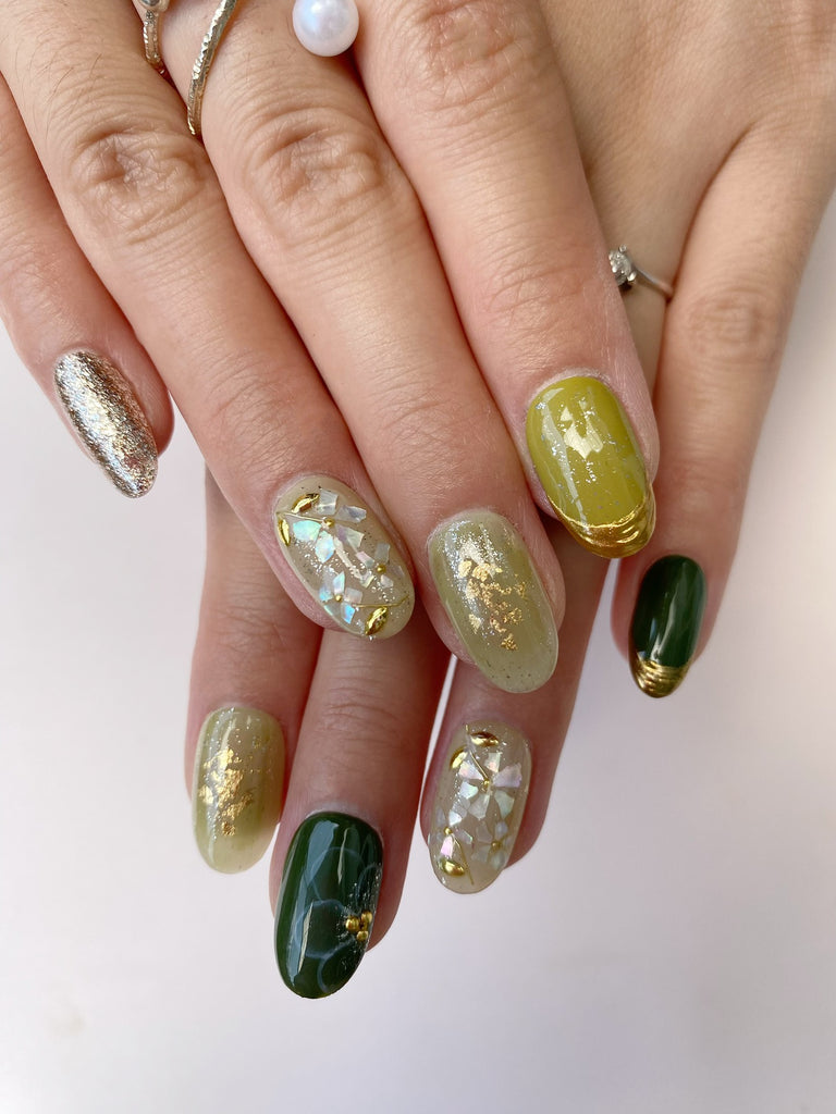 Hand-Painted Fairy Canopy Short Oval Nails with Sticky Tabs & Kit F045