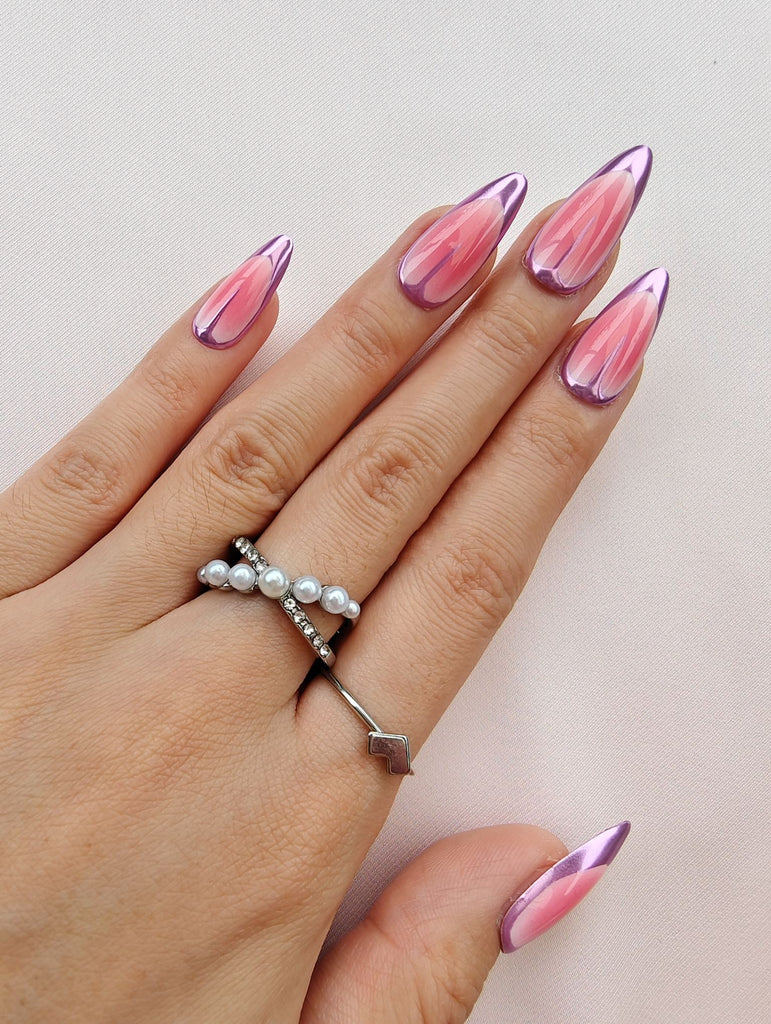 Hand-Painted Silk & Shadow Almond Shaped Nails with Sticky Tabs & Kit Y067