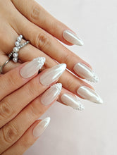 Load image into Gallery viewer, Hand-Painted Pearl Whisper Almond Shaped Nails with Sticky Tabs &amp; Kit A076