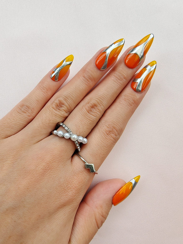 Hand-Painted Frozen Flame Almond Shaped Nails with Sticky Tabs & Kit Y030